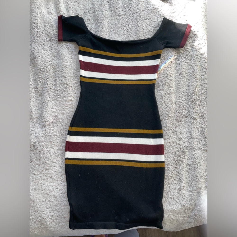 Fall colored striped body dress - Picture 4 of 4